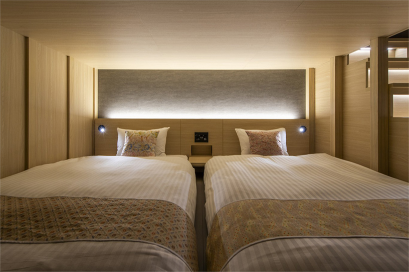 ファミリーバンクルーム